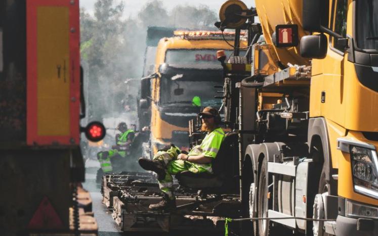 paving